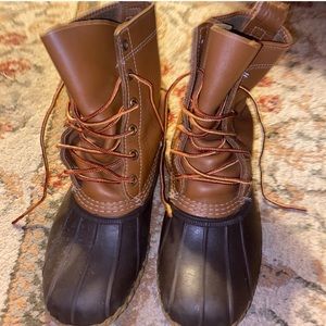 LL Bean size 9 boots